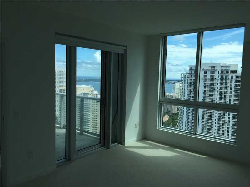 300 South Biscayne Blvd, Miami, FL 33131