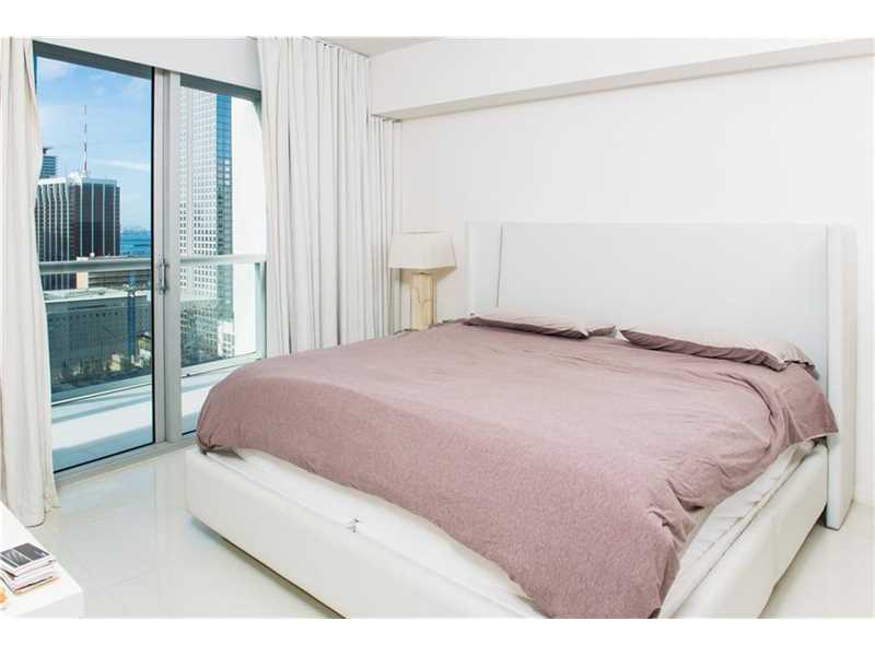 485BRICKELL AV, Miami, FL 33131