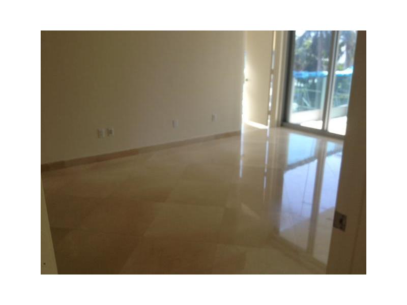 1331Brickell Bay Dr, Miami, FL 33131