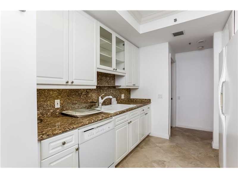 808Brickell Key Dr, Miami, FL 33131