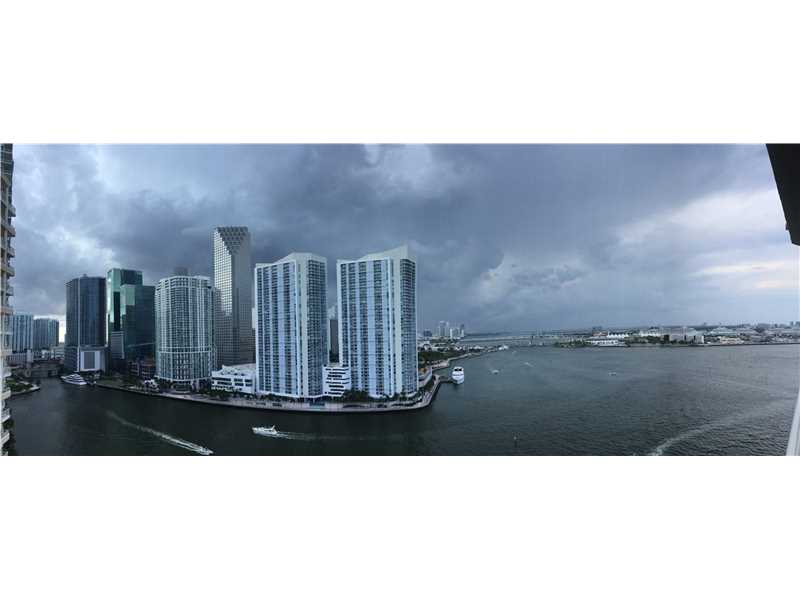 888Brickell Key Dr, Miami, FL 33131