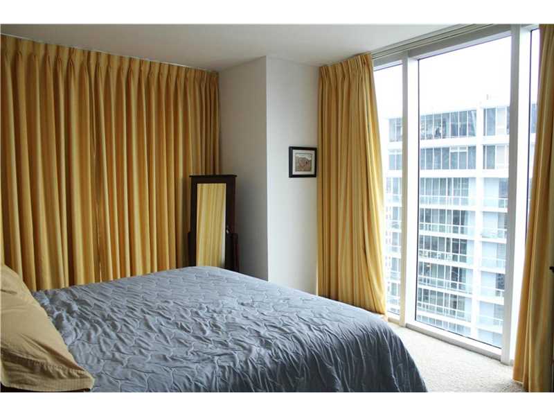 475Brickell Ave, Miami, FL 33131