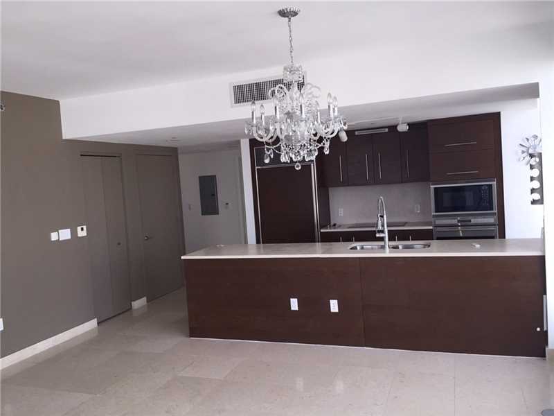 475Brickell Ave, Miami, FL 33131