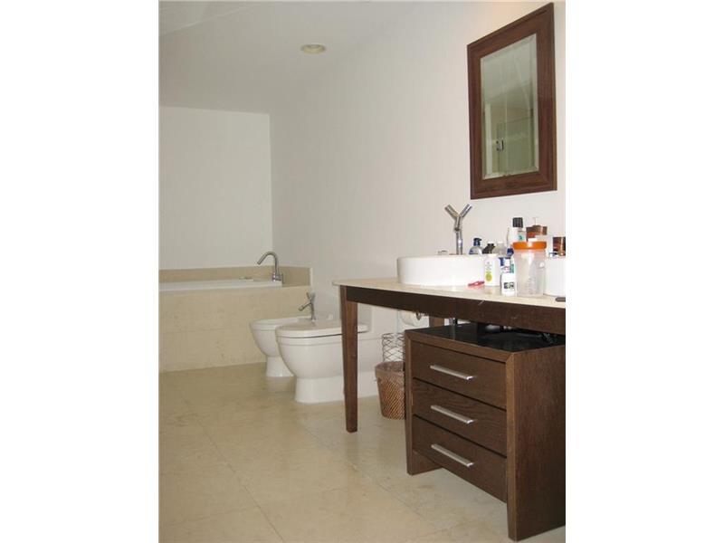465Brickell Ave, Miami, FL 33131