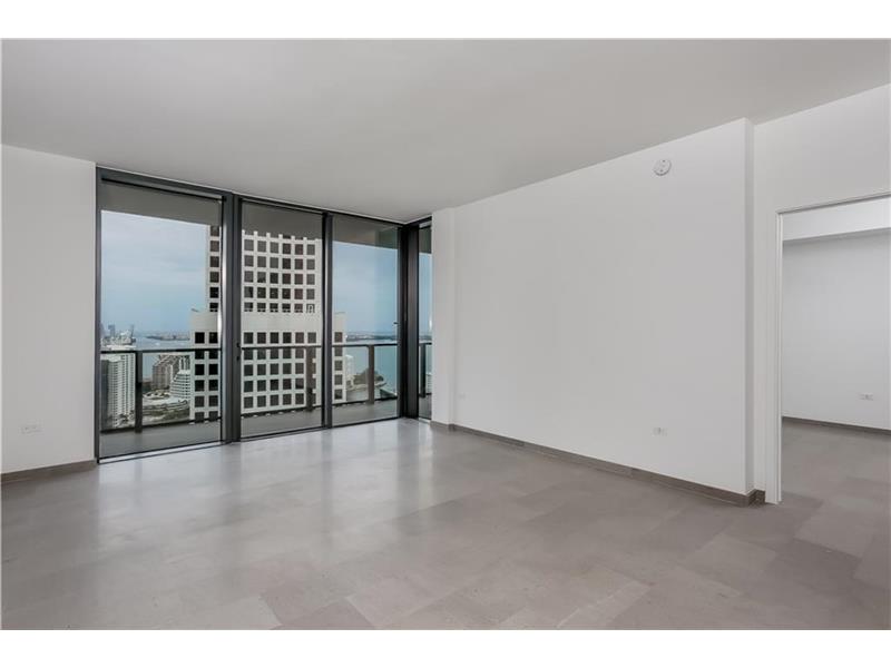 68 Southeast 6 ST, Miami, FL 33131