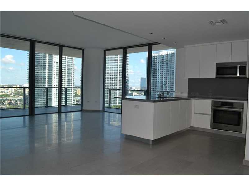 68 SE 6 ST 1912, Miami, FL 33131