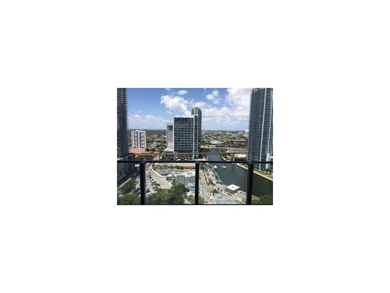 68 SE 6 STREET 2012, Miami, FL 33131