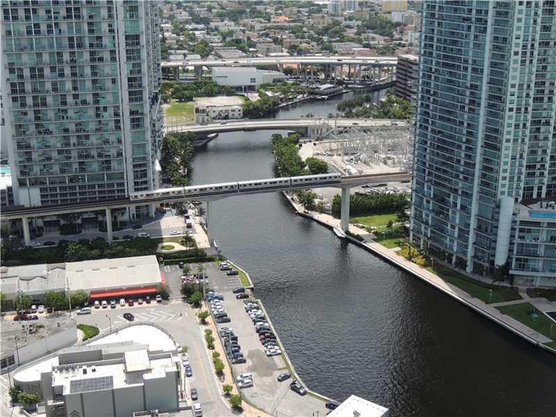 68 SE 6th # 3410, Miami, FL 33131