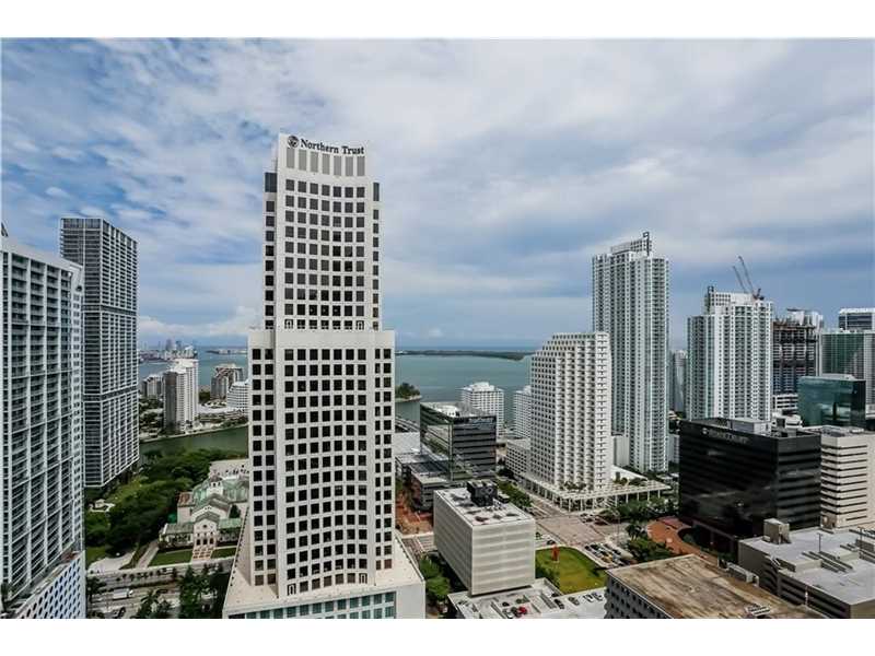 68 Southeast 6 ST, Miami, FL 33131