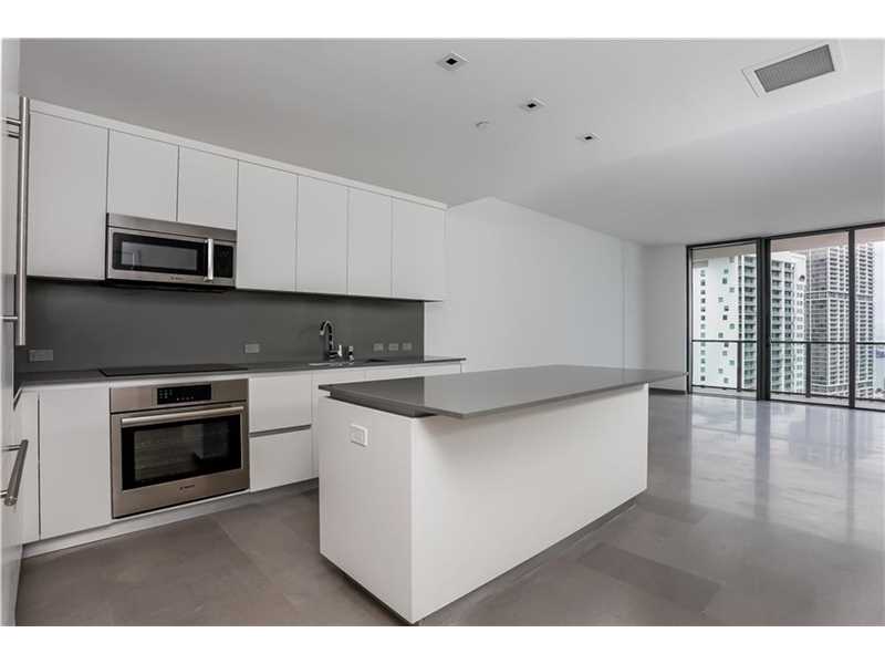 68 Southeast 6 ST, Miami, FL 33131