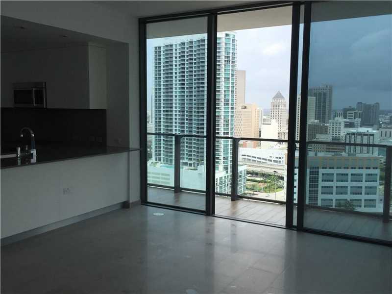 68 Southeast 6 ST, Miami, FL 33131