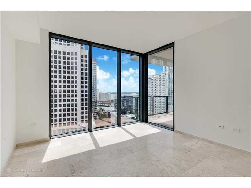 68 Southeast 6 Street, Miami, FL 33131