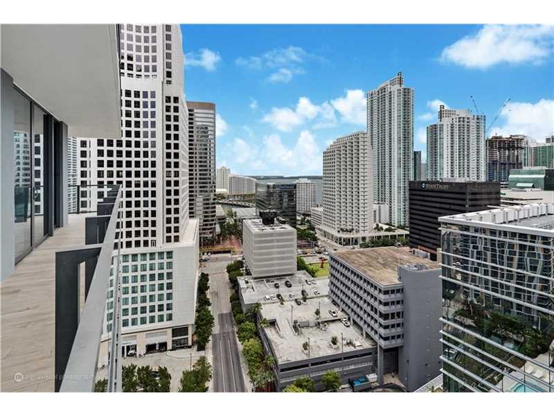 68 Southeast 6 Street, Miami, FL 33131