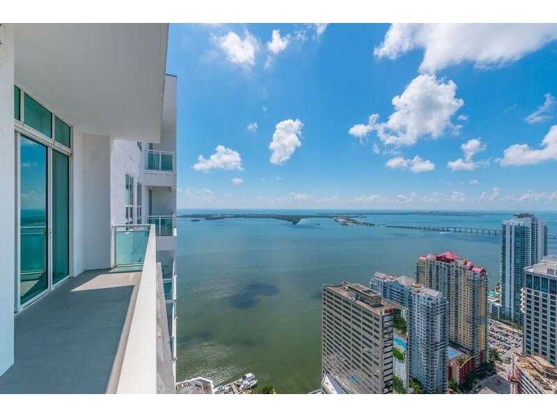 950Brickell Bay Dr, Miami, FL 33131