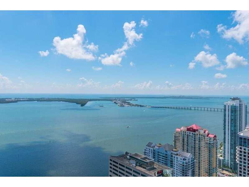 950Brickell Bay Dr, Miami, FL 33131