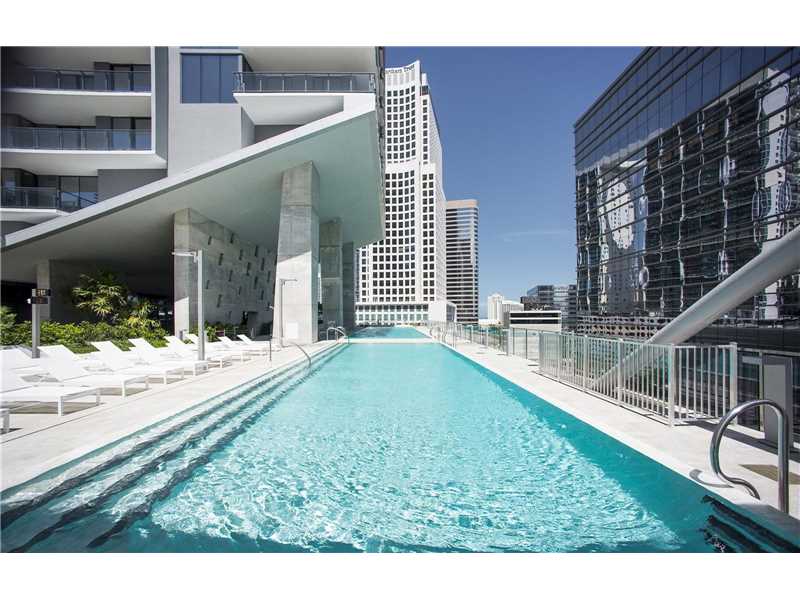 68 Southeast 6th Street, Miami, FL 33131