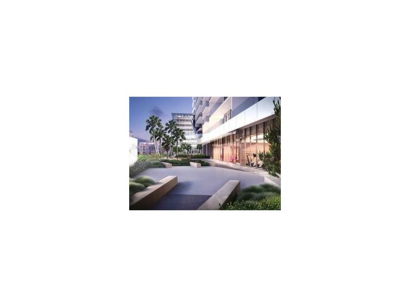 68 Southeast 6 ST, Miami, FL 33131