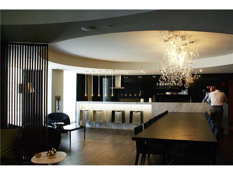 68 Southeast 6TH St., Miami, FL 33131