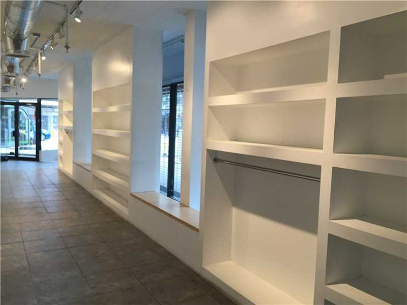 100 Southeast 1 AVE, Miami, FL 33131