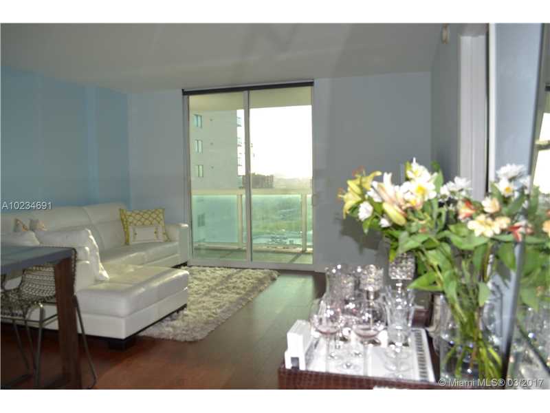 1800 North Bayshore Dr, Miami, FL 33132