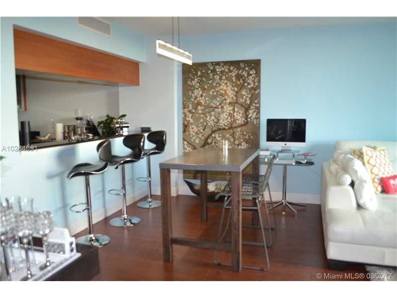 1800 North Bayshore Dr, Miami, FL 33132
