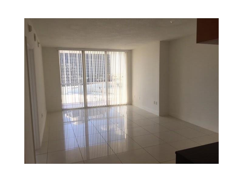 1750 North BAYSHORE, Miami, FL 33132