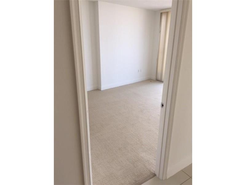 1750 North BAYSHORE, Miami, FL 33132