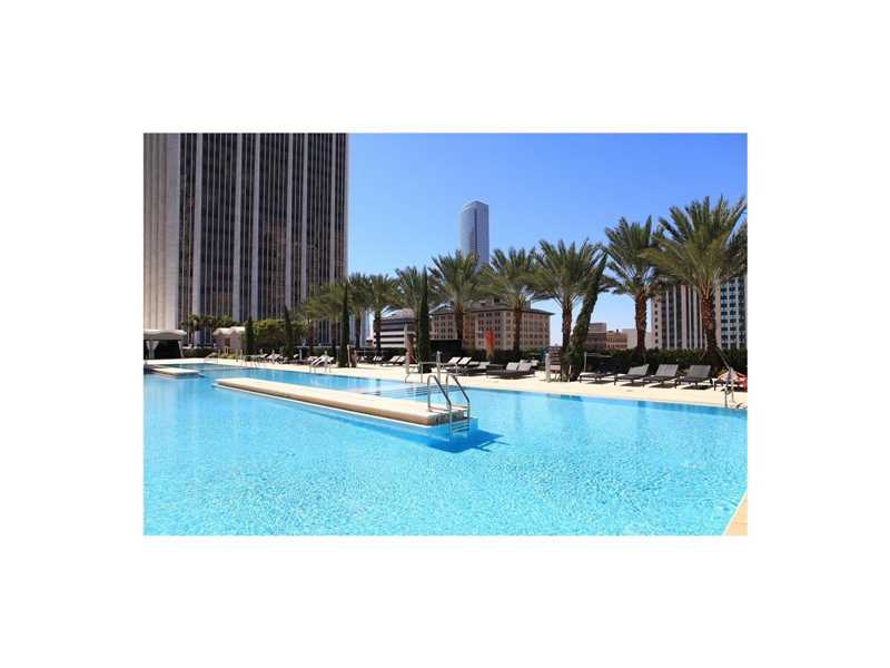 50Biscayne Blvd, Miami, FL 33132