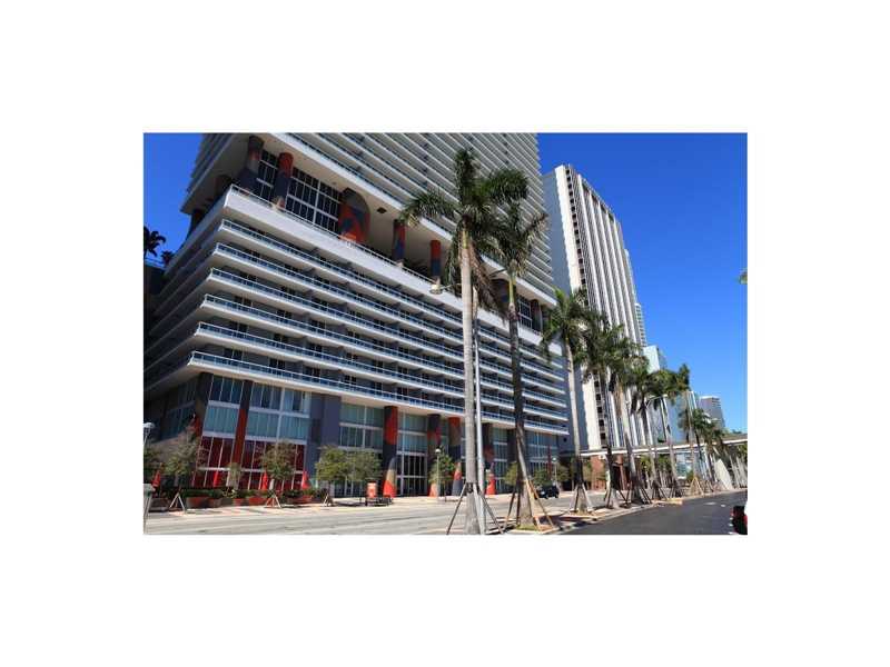 50Biscayne Blvd, Miami, FL 33132