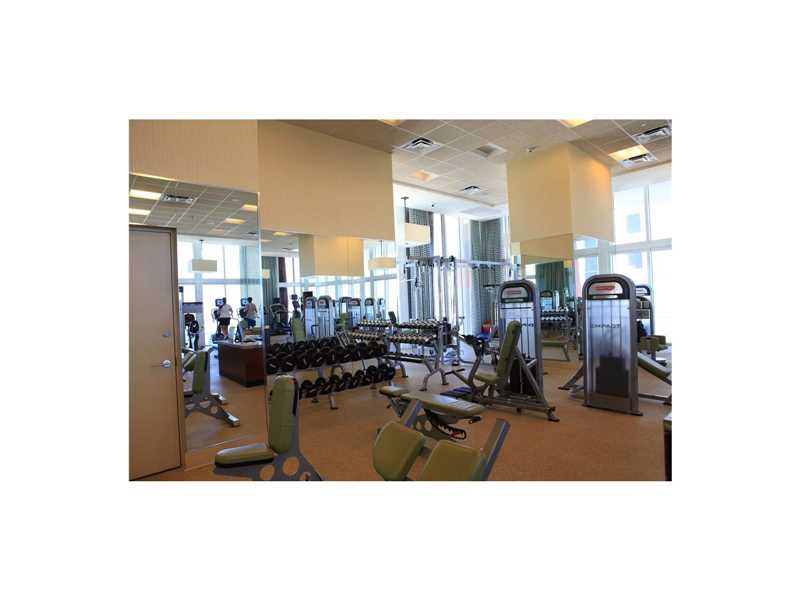 50Biscayne Blvd, Miami, FL 33132