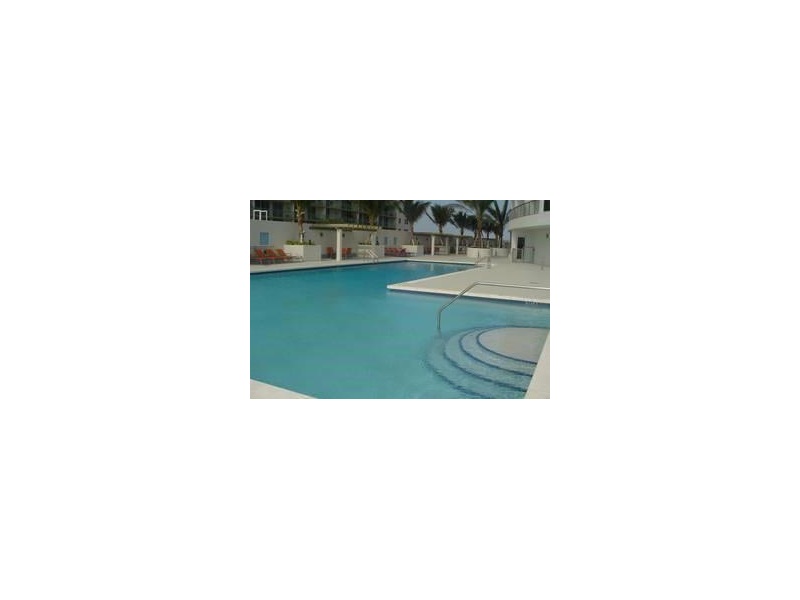 1750 North Bayshore Dr, Miami, FL 33132