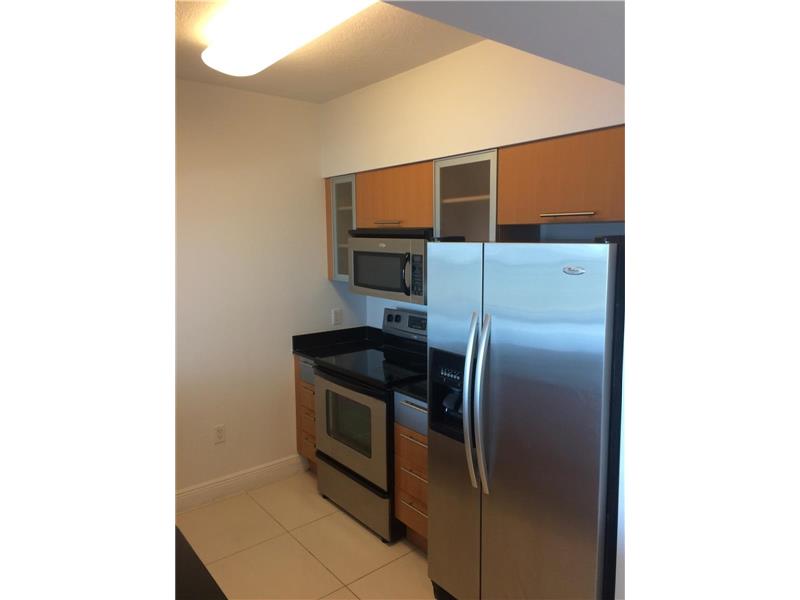 1750 N Bayshore Dr 1806, Miami, FL 33132