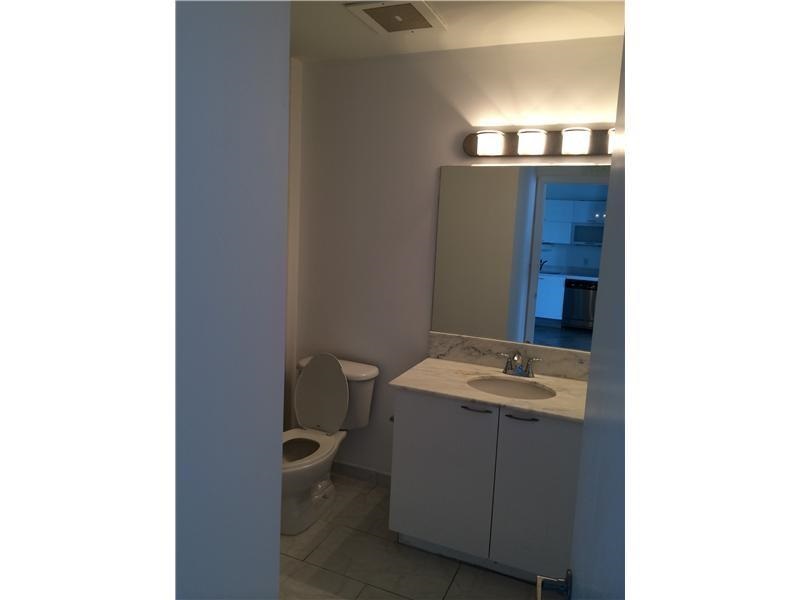 133 Northeast 2 AV, Miami, FL 33132