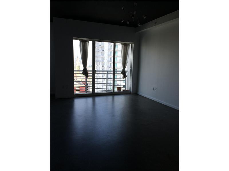133 Northeast 2 AV, Miami, FL 33132