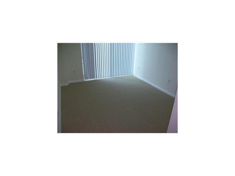 1900 North BAYSHORE DR, Miami, FL 33132
