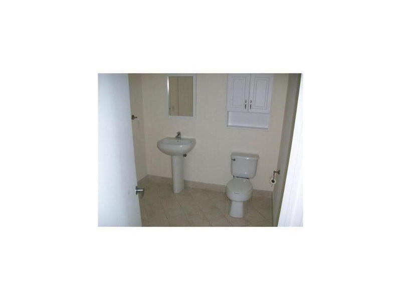 1900 North BAYSHORE DR, Miami, FL 33132