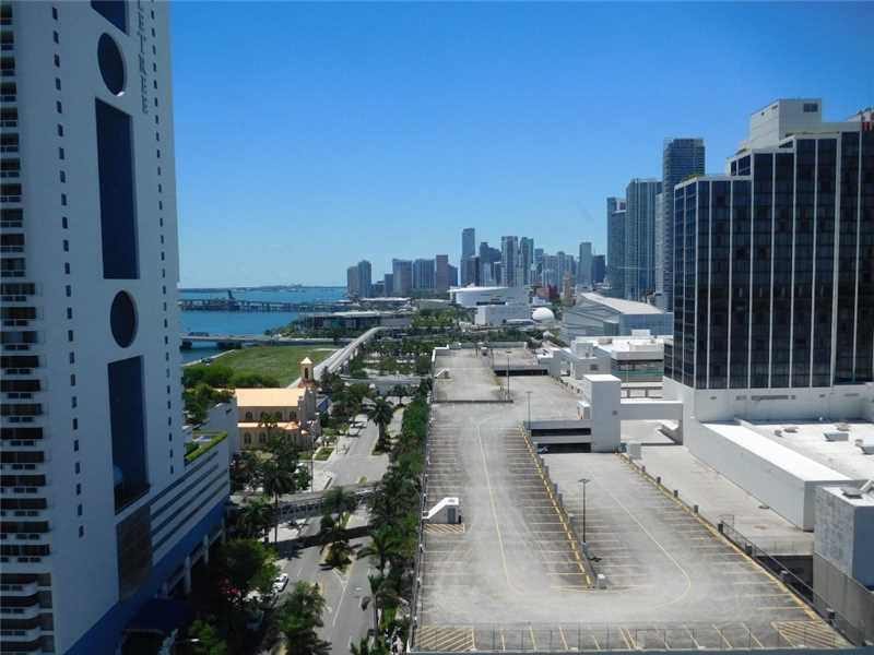 1750 North Bayshore Dr, Miami, FL 33132
