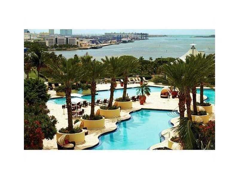 253 Northeast 2nd St, Miami, FL 33132