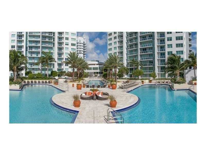253 Northeast 2nd St, Miami, FL 33132