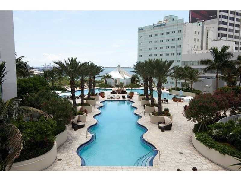 253 Northeast 2nd St, Miami, FL 33132