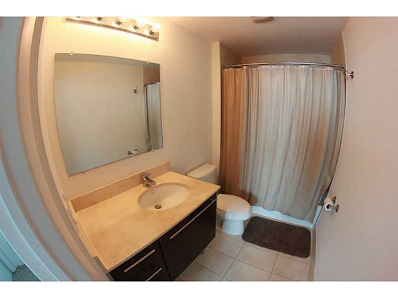 1900 North BAYSHORE DR, Miami, FL 33132