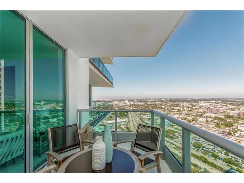 900Biscayne Blvd, Miami, FL 33132
