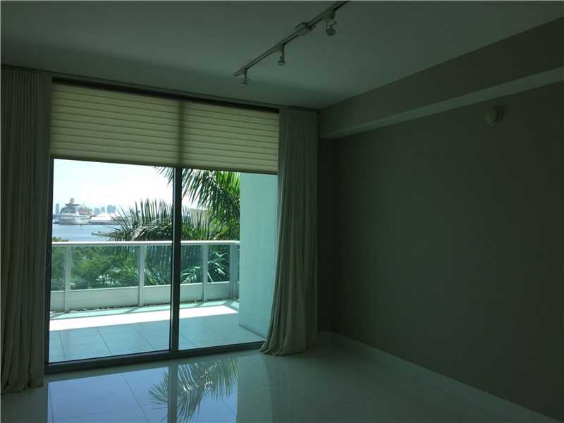900BISCAYNE BL, Miami, FL 33132