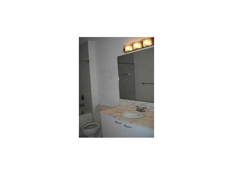 133 Northeast 2nd Ave, Miami, FL 33132
