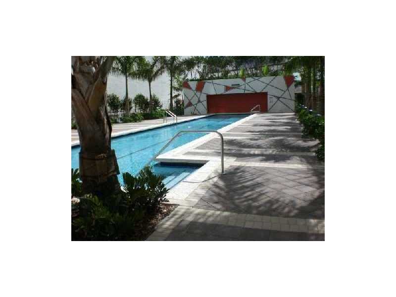 133 Northeast 2 AV, Miami, FL 33132