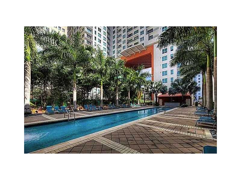 133 Northeast 2 AV, Miami, FL 33132