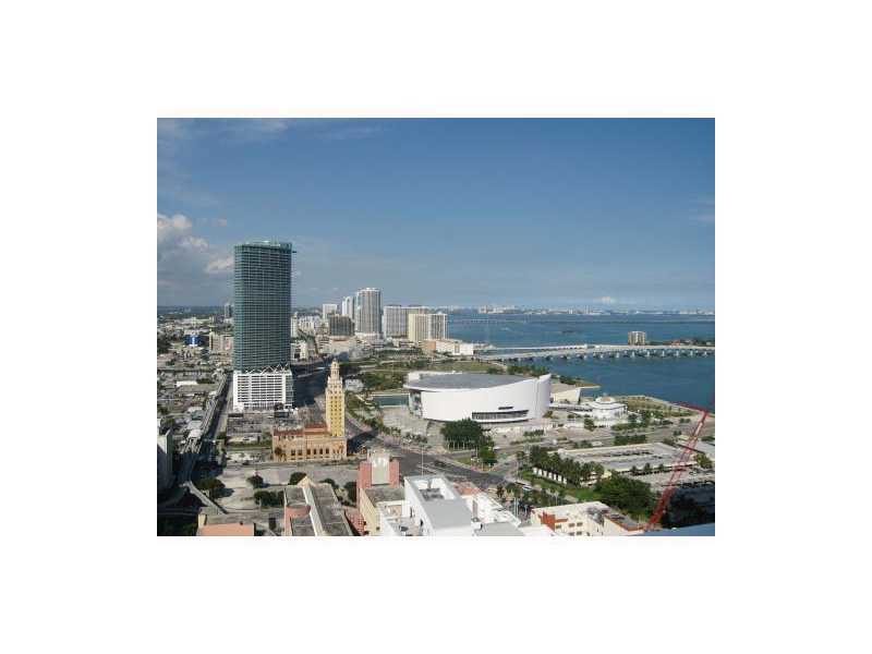 1332 AVE, Miami, FL 33132