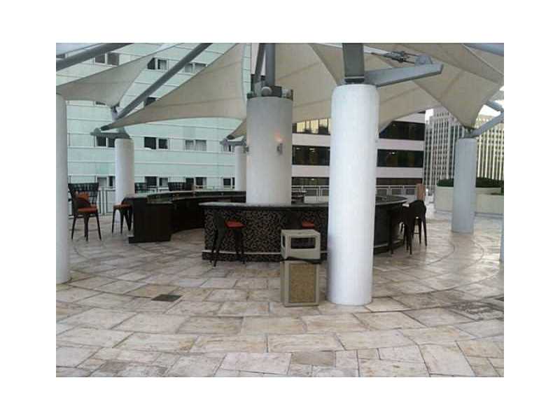 244BISCAYNE BL, Miami, FL 33132