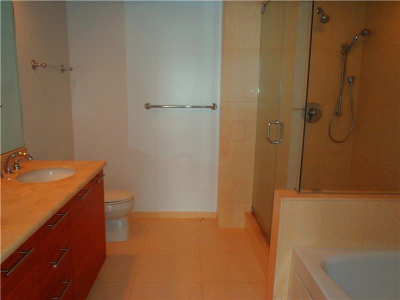 50Biscayne Blvd, Miami, FL 33132