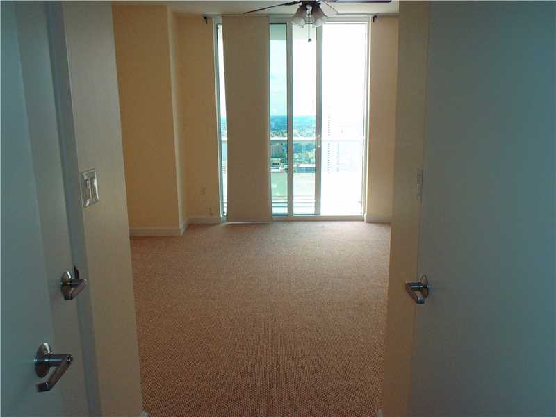 50Biscayne Blvd, Miami, FL 33132